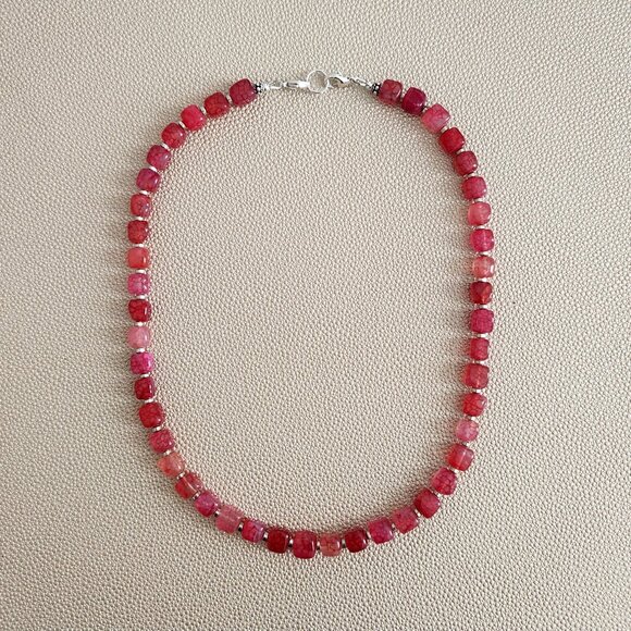 RED CRACKLE AGATE NECKLACE--18" - Picture 2 of 2